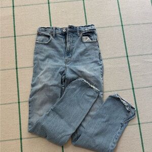 Abercrombie & Fitch Women’s ’90s Straight Ultra High Rise Jeans 26 ankle Slits